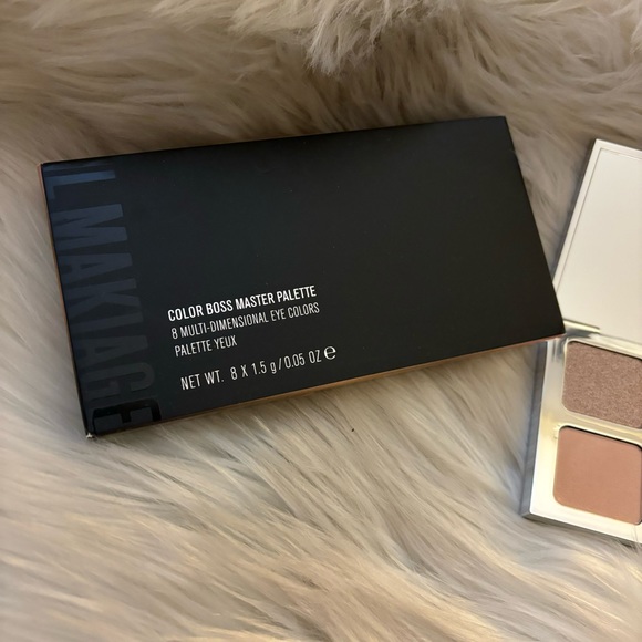 Il Makiage Color Boss eyeshadow palette - Picture 2 of 3